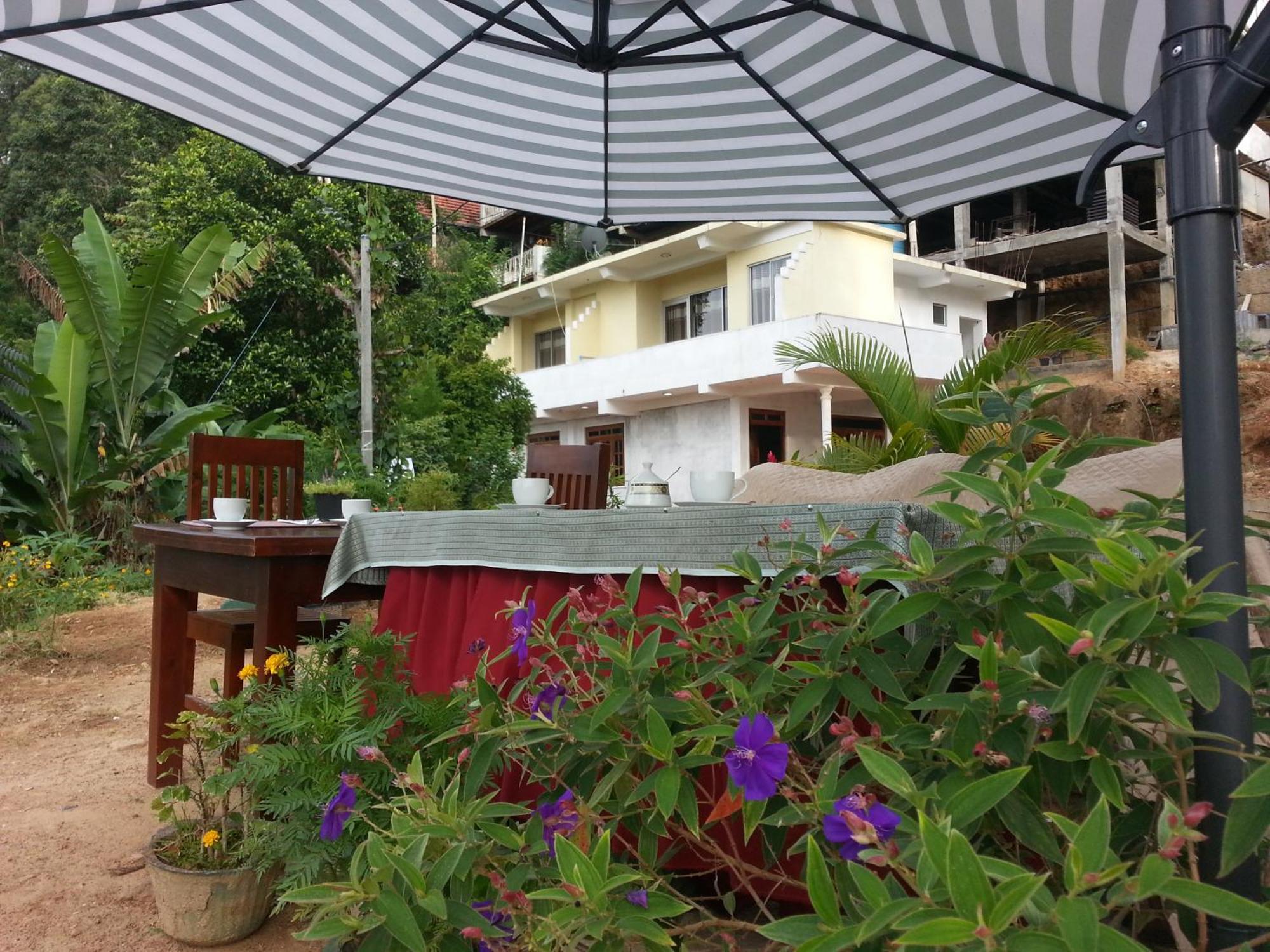 Wow Home Stay Ella Exterior foto